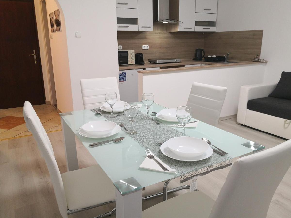 Oasis Apartman سيغيد المظهر الخارجي الصورة
